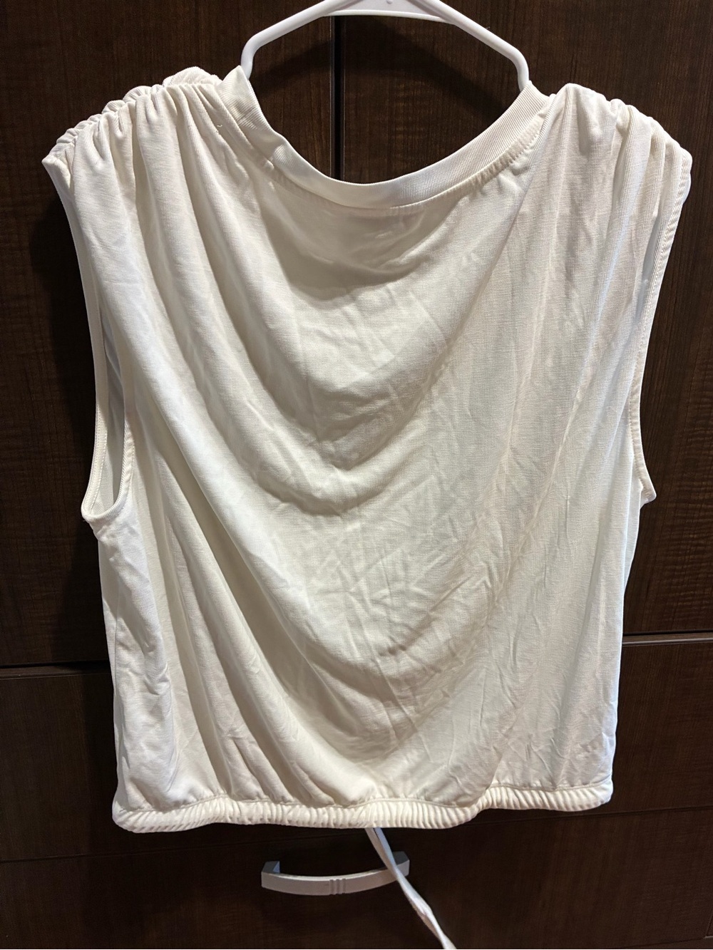 Evereve Drawstring Hem Top Size XL - Picture 8 of 8